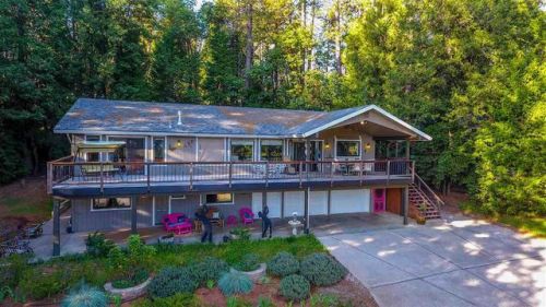 26213 Parkwood Dr, Pioneer, CA 95666-8901