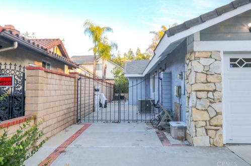 1210 Country Hollow Dr, Walnut CA  91789-1258 exterior