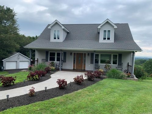 196 Kaisertown Rd, Montgomery, NY 12549-2303