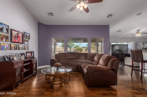 15210 Hearn Rd, Sun City, AZ 85379-7063