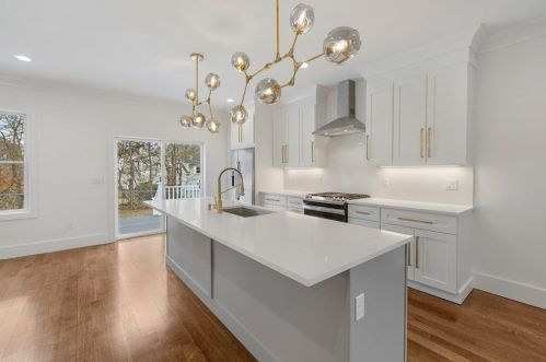 23 Evergreen Rd, Natick MA 01760-1631 exterior