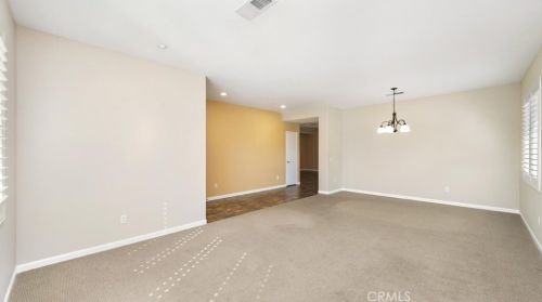 712 Windbound Ave, Beaumont CA  92223-7093 exterior