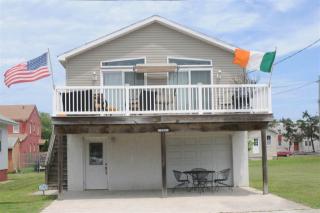 133 Spicer Ave, Wildwood Crest, NJ 08260-4724