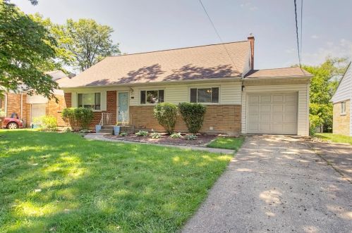 8771 Cottonwood Dr, Cincinnati, OH 45231-4705