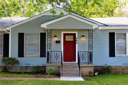 549 Main St, Lancaster, TX 75146-3121