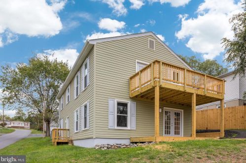 394 Sunset St, Strasburg, VA 22657-1911