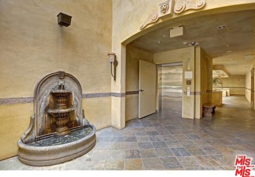 12044 Hoffman St, North Hollywood, CA 91604-4754