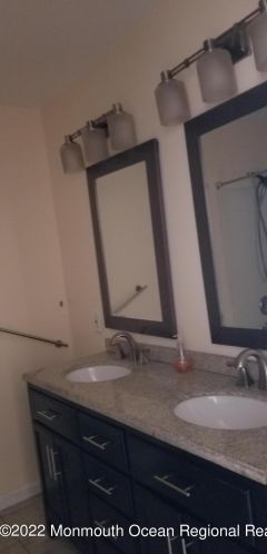 94 Primrose Ln, Bricktown NJ  08724-1430 exterior