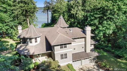 5610 Cooper Point Rd, Olympia, WA 98502-3477