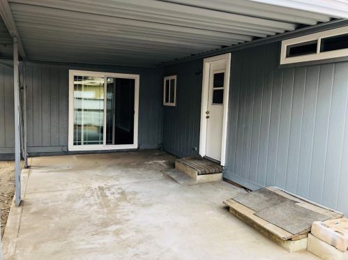 204 Whipple Mountain Rd, San Bernardino CA  92410-2108 exterior