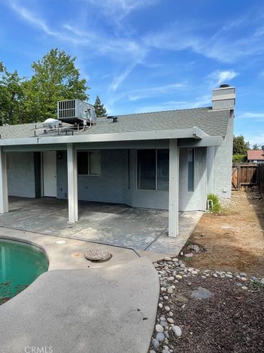 6565 Tracy Ave, Fresno CA  93722-2903 exterior