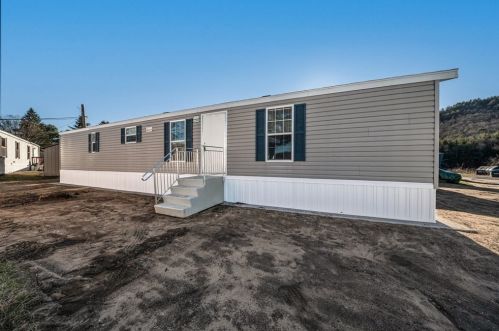 268 Palmer Rd, Monson MA  01057-9500 exterior