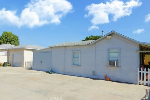 8721 Rose St, Bellflower CA  90706-6326 exterior