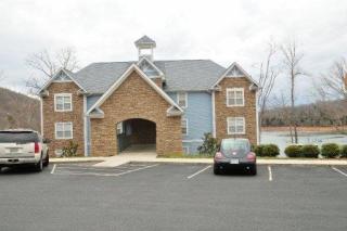 221 Pinnacle Pt, Andersonville, TN 37705-3215