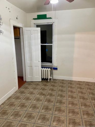 198 Broad St, Meriden CT exterior