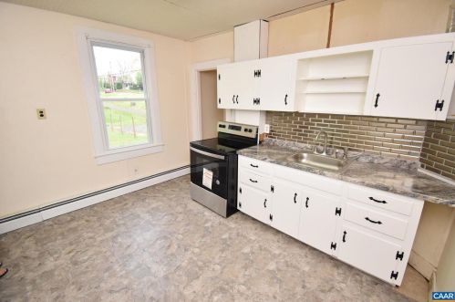 115 Madison Rd, Stanardsville VA  22973-2934 exterior