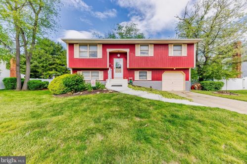 104 Wilshire Ave, West Deptford, NJ 08096-4226