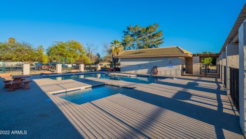 4530 Villa Theresa Dr, Glendale AZ  85308-1522 exterior