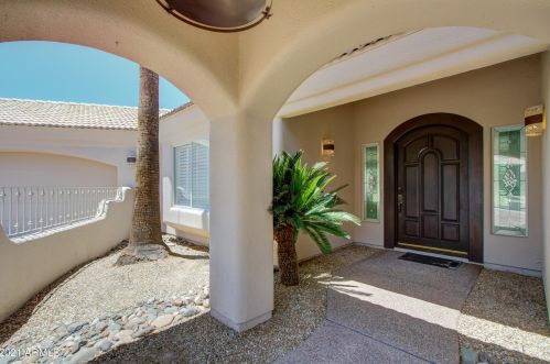 9426 Shangri La Rd, Scottsdale, AZ 85260-6139