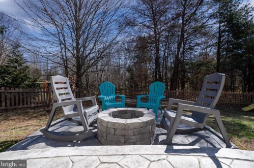 6029 Hot Spring Ln, Fredericksburg VA  22407-3708 exterior