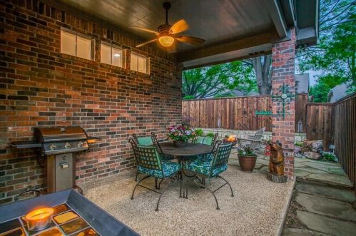 7926 Glade Creek Ct, Dallas, TX 75218-4508
