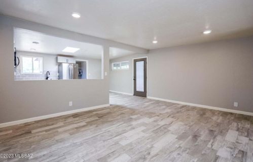 7934 20th Pl, Tucson, AZ 85710-5831