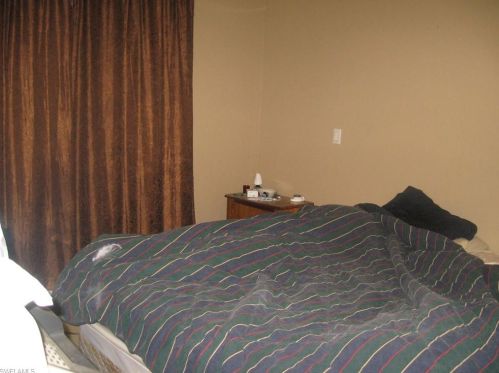 517 Plumosa Ave, Lehigh Acres FL 33972-7910 exterior