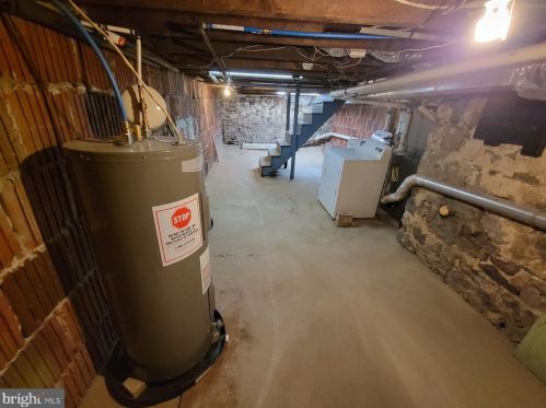 5 Orange Ave, Prospectville PA 19002-4740 exterior