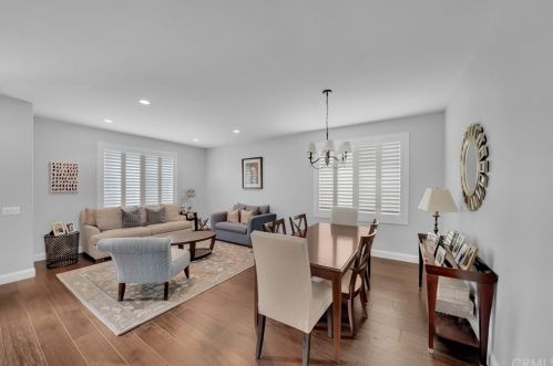 19 Ashford, Irvine, CA 92618-3913