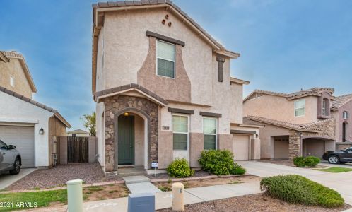 3910 52nd Ln, Phoenix, AZ 85043-2700
