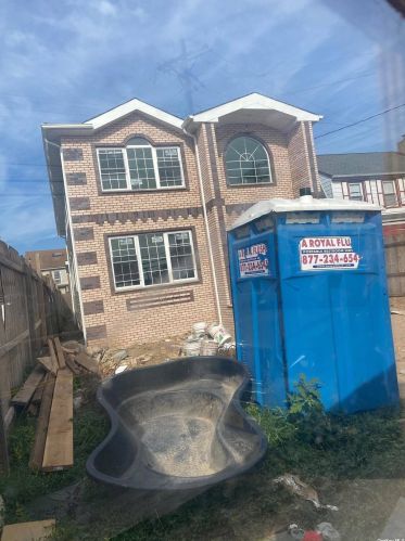 192-43 Hollis Ave, Jamaica, NY 11423-2808