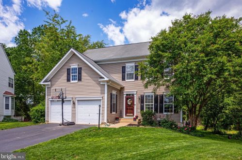 10000 Naughton Ct, Bristow, VA 20136-3068