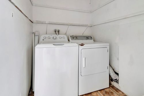 39 Normandy A, Delray Beach FL  33484-4705 exterior