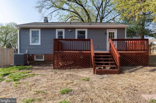 2004 York Dr, Woodbridge VA  22191-2433 exterior