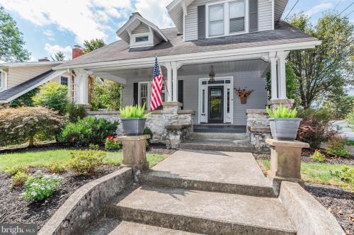 128 20th St, Camp Hill, PA 17011-3802