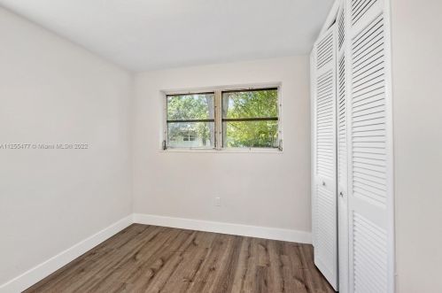 8410 11th St, Hollywood FL  33027-6193 exterior