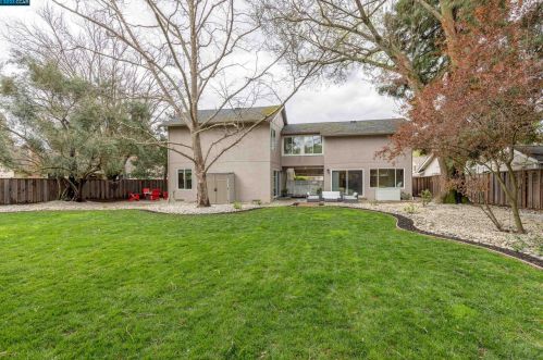 1138 Greenbrook Dr, Danville, CA 94526-4306