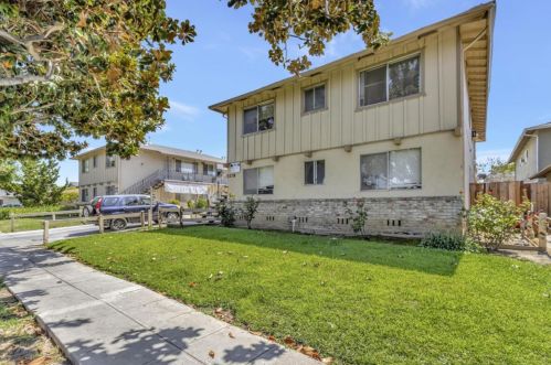 3178 Williamsburg Dr, San Jose, CA 95117-3915