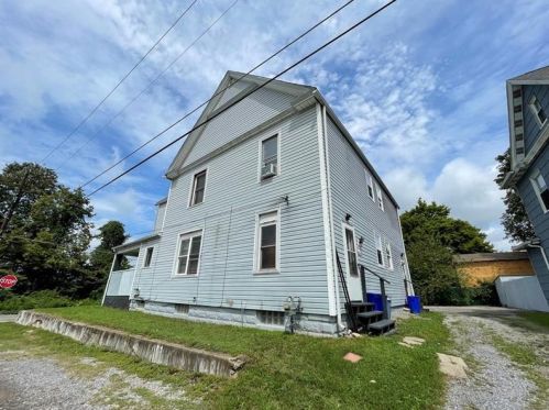 407 Pearson St, New Castle, PA 16101-4036