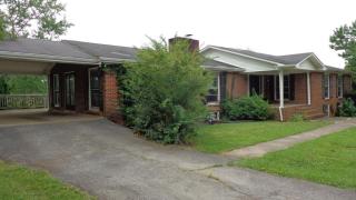 985 Yellow Crk Rd, Dickson TN  37055-5035 exterior