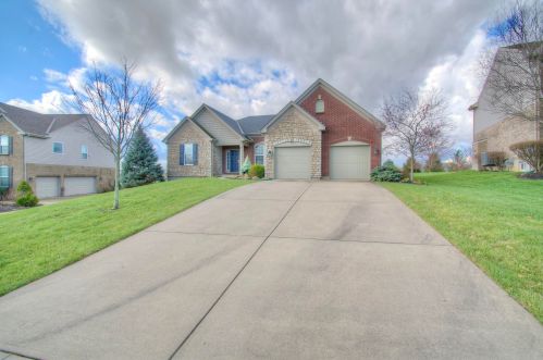 2645 Twin Hills Ct, Hamilton, KY 41091-9274