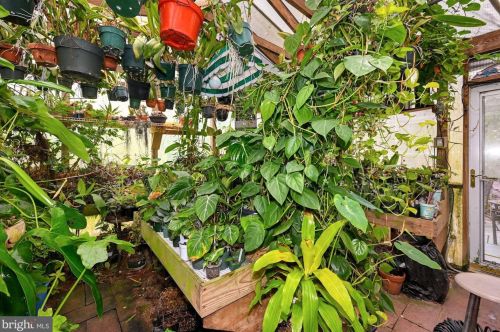 8315 Collins Ave, Camden NJ  08109-3568 exterior