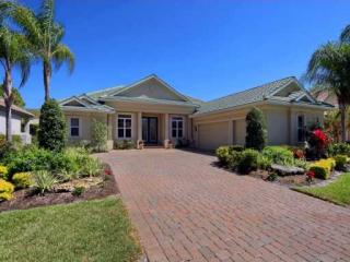 5333 Nathaniel Pl, Sarasota, FL 34233-4113