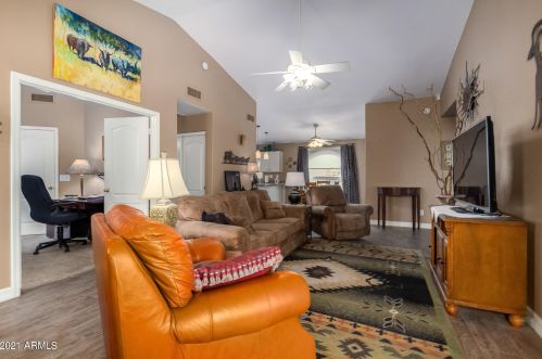 1766 Toledo St, Gilbert AZ 85295-5611 exterior