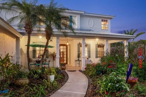 8056 Vera Cruz Way, Naples, FL 34109-7148