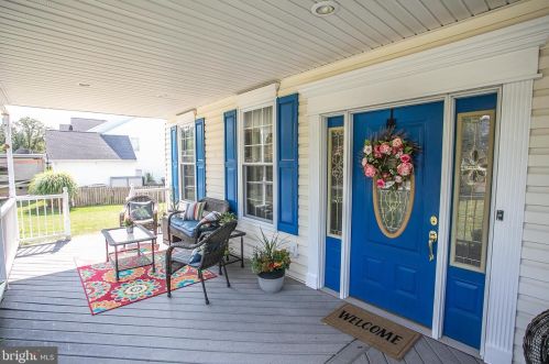 109 Joan Dr, Collegeville PA  19426-1958 exterior