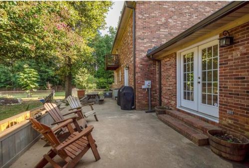 2016 Warren Ct, North Augusta SC  29860-8004 exterior