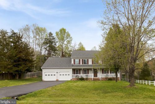 608 Halleck St, Fredericksburg VA  22407-8627 exterior
