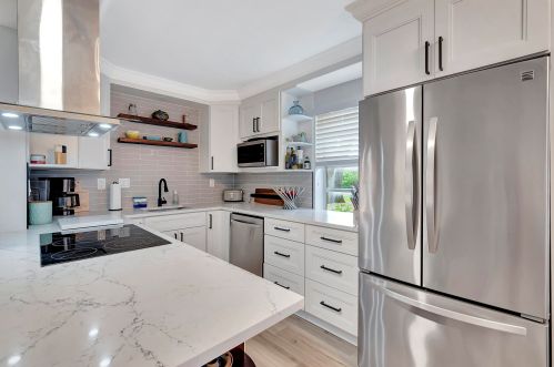 446 Normandy J, Delray Beach FL  33484-4874 exterior