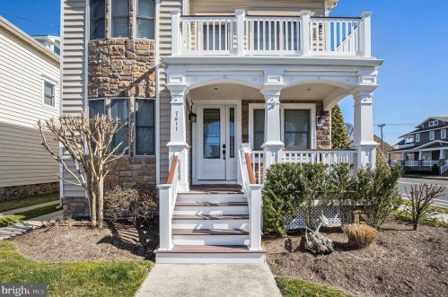 7611 Ventnor Ave, Atlantic City, NJ 08402-2846